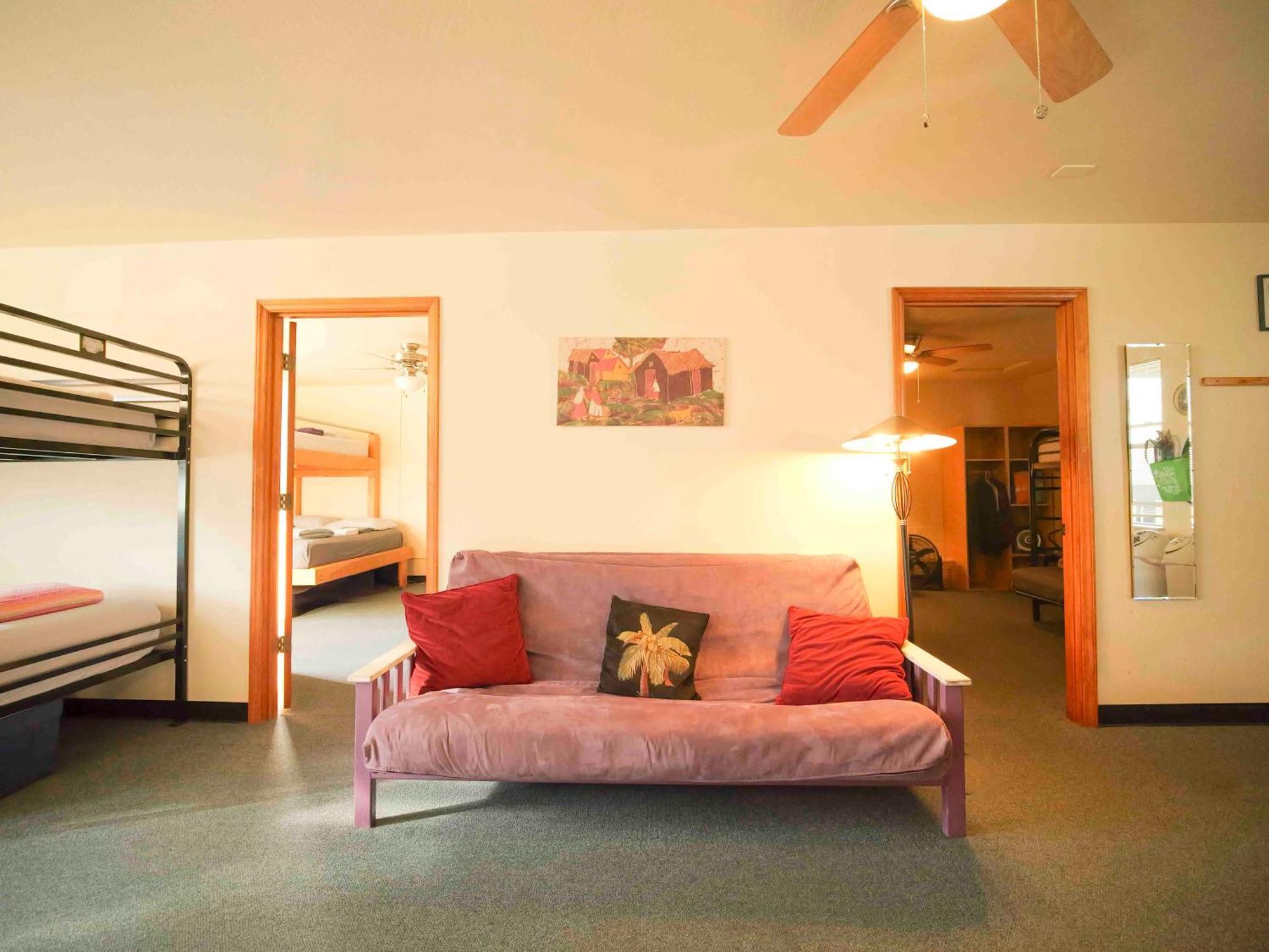 Ashland Commons Hostel Εξωτερικό φωτογραφία