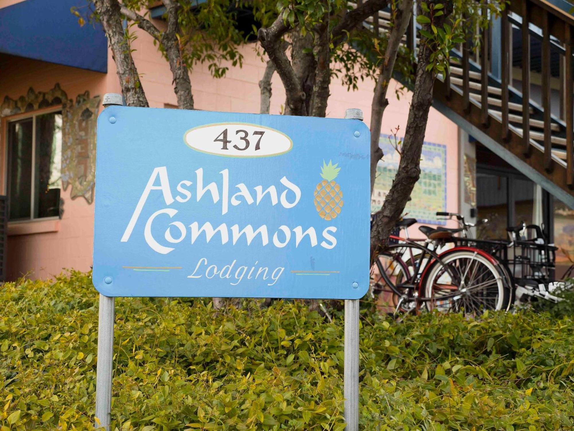 Ashland Commons Hostel Εξωτερικό φωτογραφία