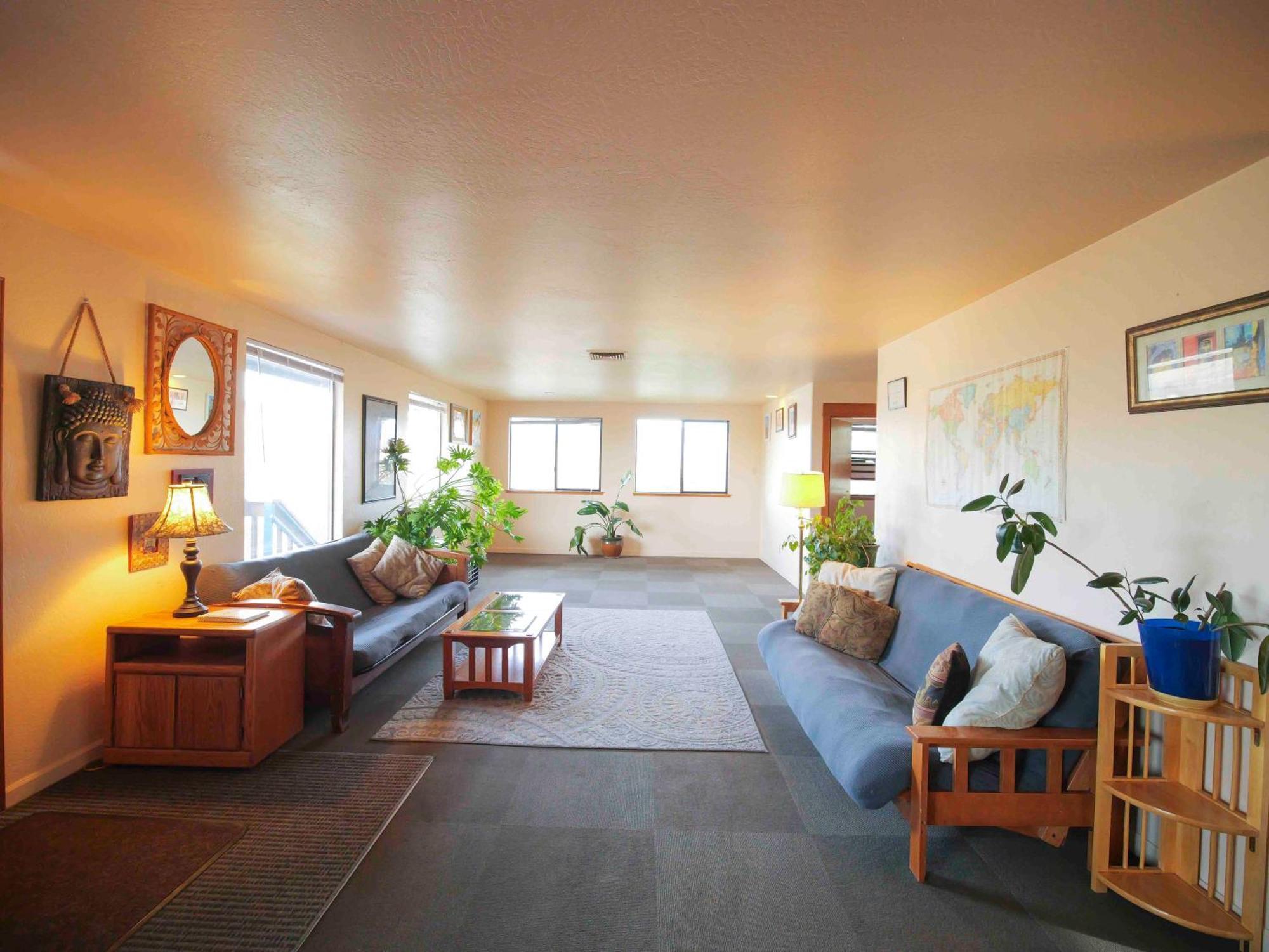 Ashland Commons Hostel Εξωτερικό φωτογραφία